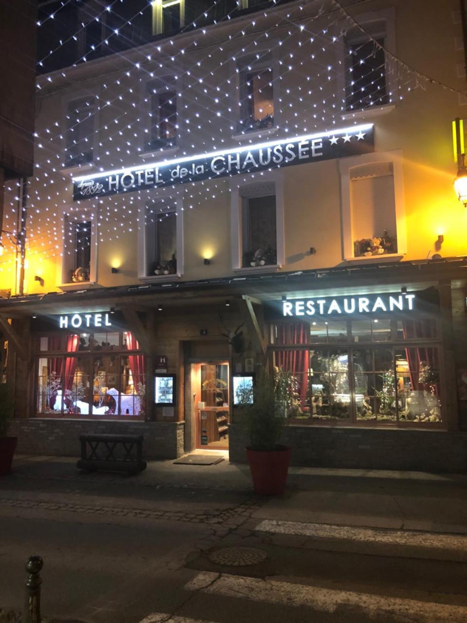 Hotel Restaurant De La Chaussee Briançon Exterior foto
